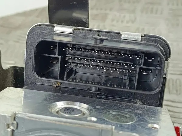 ABS-pomp Mitsubishi Eclipse Cross 2018 4670B594 image 3