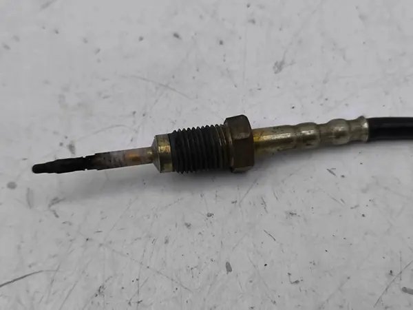 BMW 5 F10 F11 2013 Avgastemperatursensor OEM 7805607 image 3