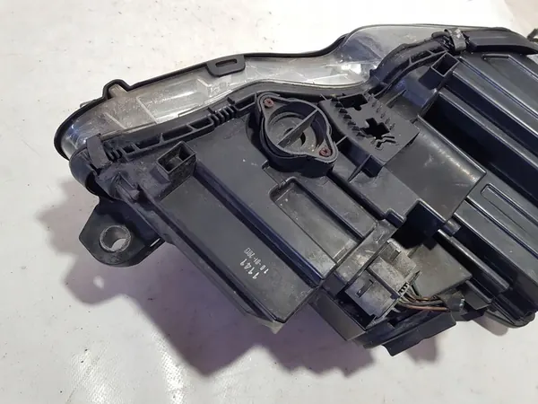 Linker Koplamp Mercedes C W204 A2048205159 image 8