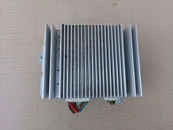 OEM 963703W300 Audio-Navigations-Verstärker - Gebraucht image 2