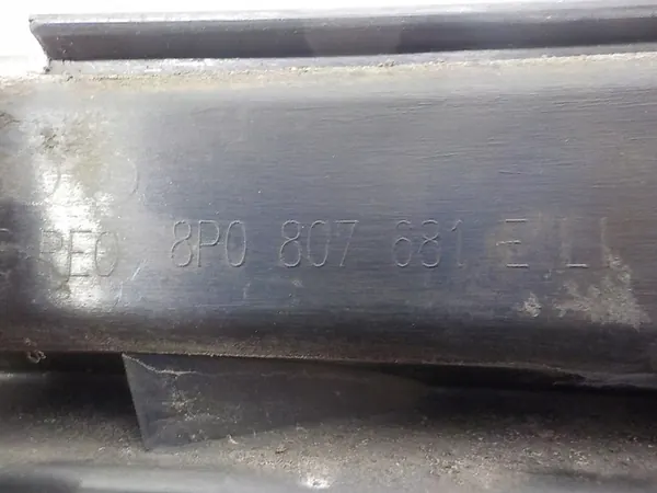 Rejilla de faro antiniebla izquierda AUDI A3 II 8P 8P0807681E image 2