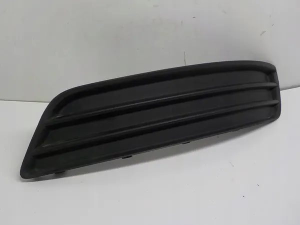 Rejilla de faro antiniebla izquierda AUDI A3 II 8P 8P0807681E image 4