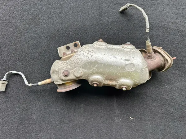 Opel Astra K 1.0T Turbo Katalysator OEM 55491849 image 2