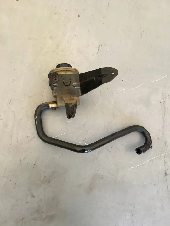 OEM 8200005185 Ohjausletku säiliö image 2