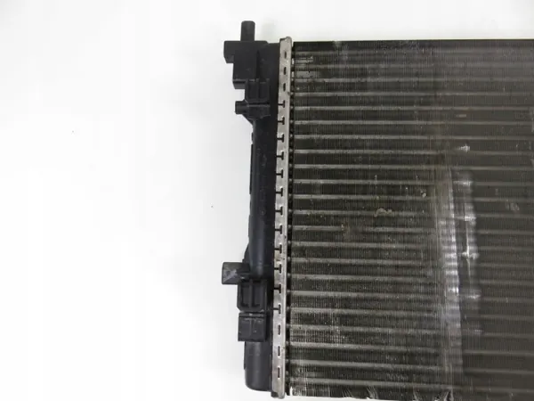 Radiateur d'eau d'occasion OEM 6R01212530 Audi VW image 4