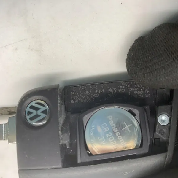 Sytytyskytkin + 2 Kauko-ohjainta VW T-ROC 2019 image 5