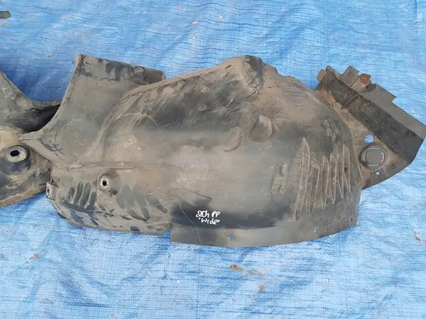 Passaruota anteriore destro Mercedes W204 image 5