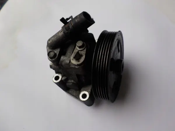 Ford Mondeo IV 2.0 TDCI Stuurpomp 7G91-3A696-HA image 2
