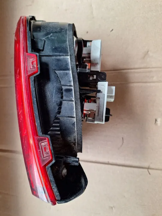 Luz Trasera Derecha VW Golf VII Kombi image 8