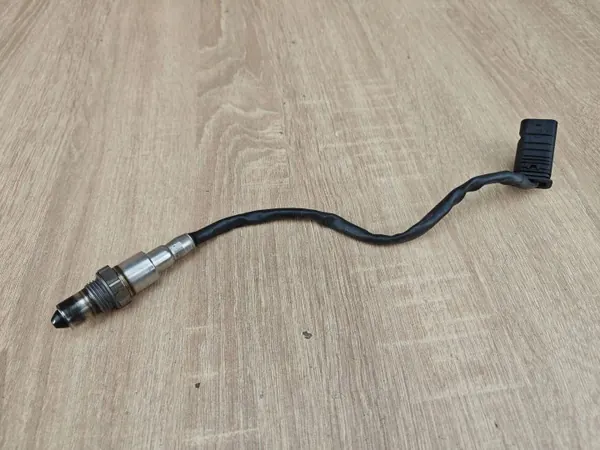Sonda Lambda OEM 8589665 para BMW 2.0D - Usada image 2