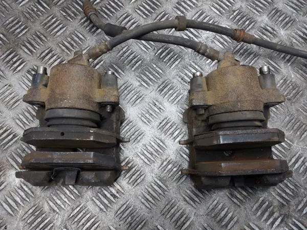 OEM Jarrujen Etusarja Levyt, Palat, Puristimet VW Golf V image 6