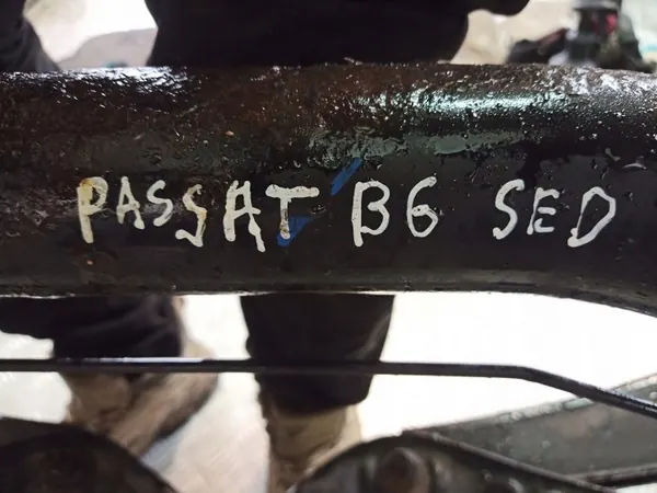 Viga suspensão traseira PASSAT B6 SEDAN OEM image 3