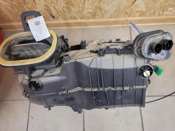 Chauffage PEUGEOT PARTNER FURGON 1.6L diesel 2006 OEM image 3