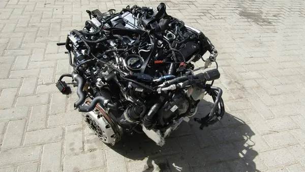 Motor AUDI A4 B9 2.0 TDI DEU image 2
