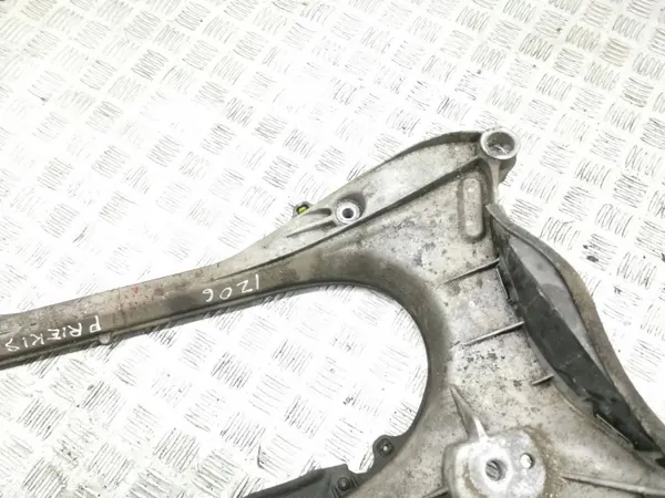 Lexus IS III XE30 2015 Framhjulsram OEM AMD173403 image 7