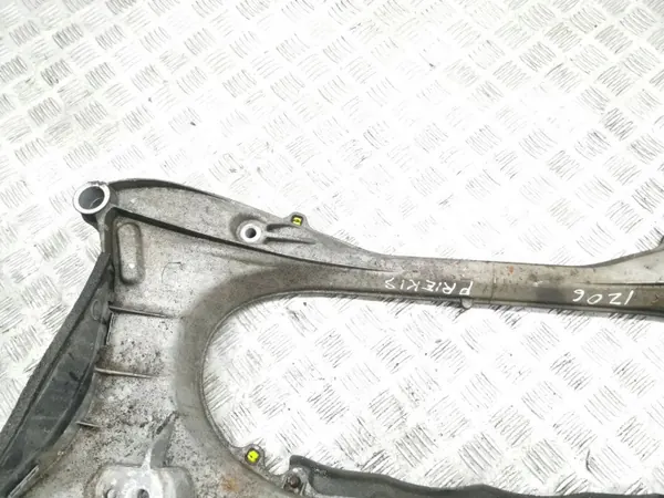 Lexus IS III XE30 2015 Framhjulsram OEM AMD173403 image 9