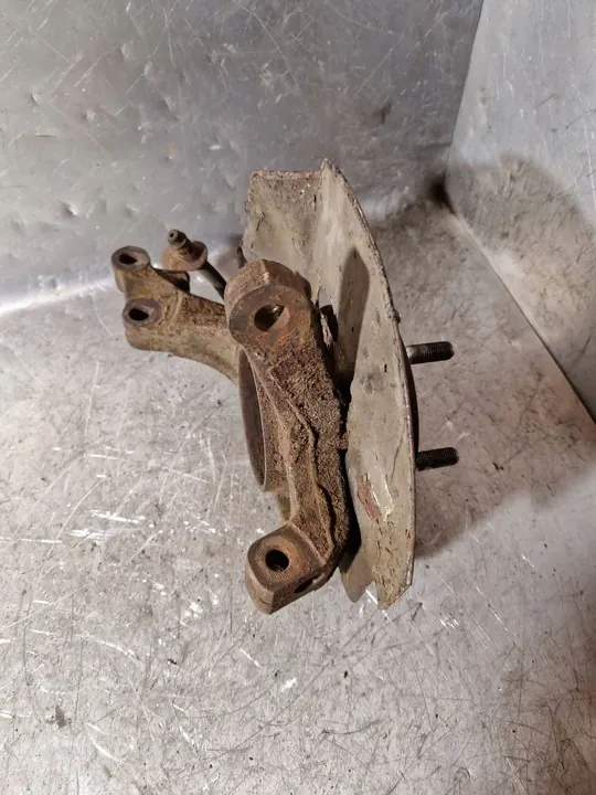 Mozzo Ruota Anteriore Lato Destro KIA Sportage image 3