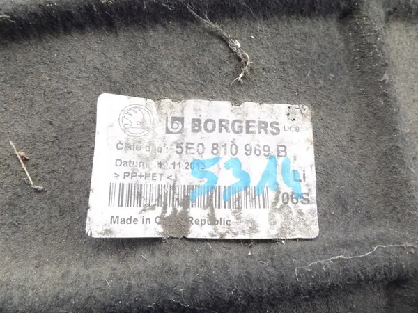 Left Rear Wheel Arch Skoda Octavia III image 3