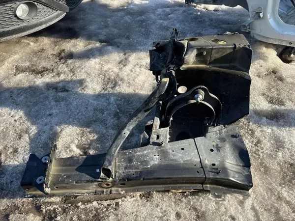 Pare-chocs avant gauche OEM 68224808AA Dodge Durango image 8