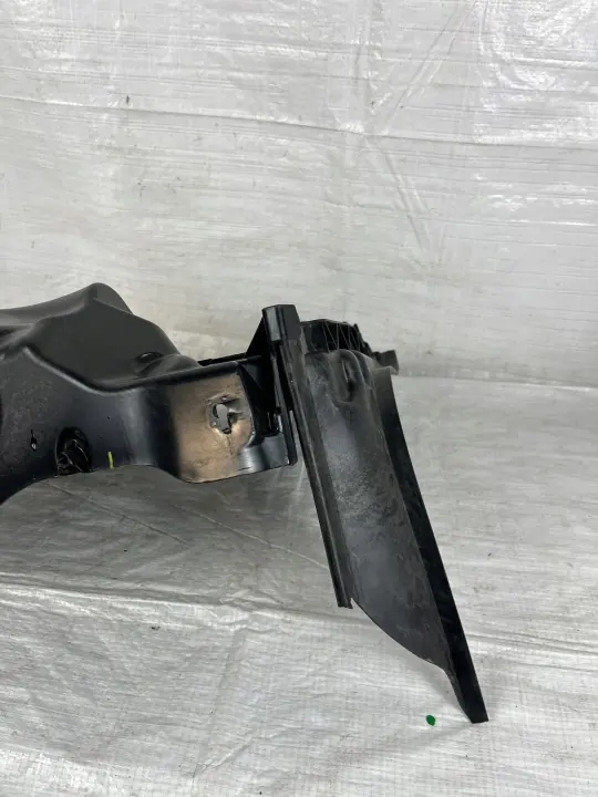 Mercedes GLS 167 Cubierta Tabique Izquierda OEM 1676200103 image 9