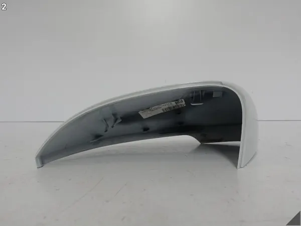 Couvertoir rétroviseur droit OEM 62968150 - État utilisé image 3