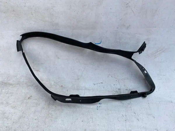 Joint de phare droit Mercedes Classe C W204 OEM A2048260158 image 1