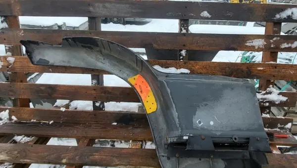 IVECO EUROCARGO Pare-boue avant gauche OEM image 3
