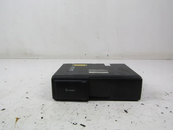 Audi A6 C5 CD-vaihtaja OEM AK-6-85565 Käytetty image 2