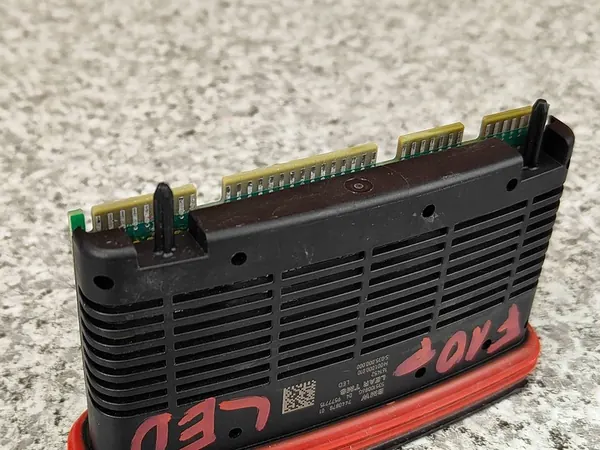 Adaptive LED Modul TMS BMW F10 F11 F07 GT OEM 7381018 image 3