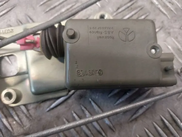 Höger dörrlås handtag Opel Movano A image 6