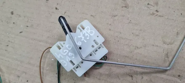 Sensor Nivel Combustible OEM 4G0919673B Audi A7 4G image 5