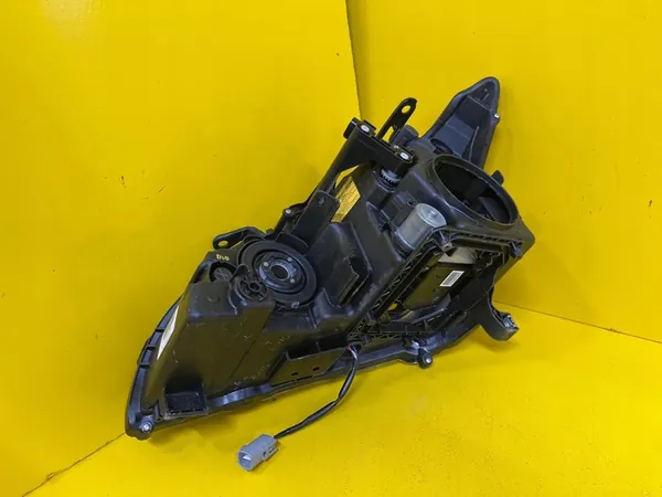 Faros Derecho Lexus RX 300 330 350 400 03-09 OEM image 2