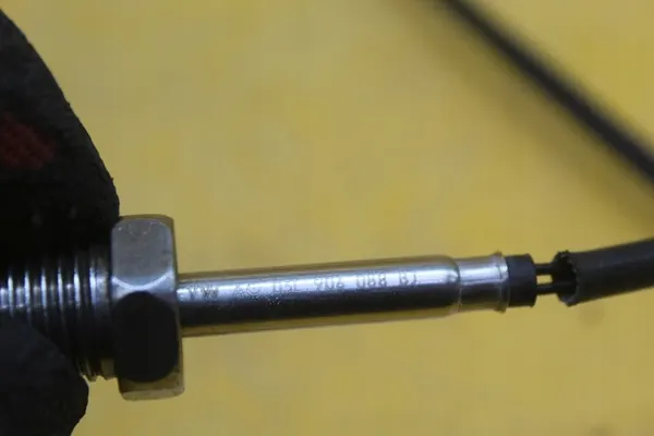 Sensor de Temperatura Skoda Superb II 2.0 TDI image 5