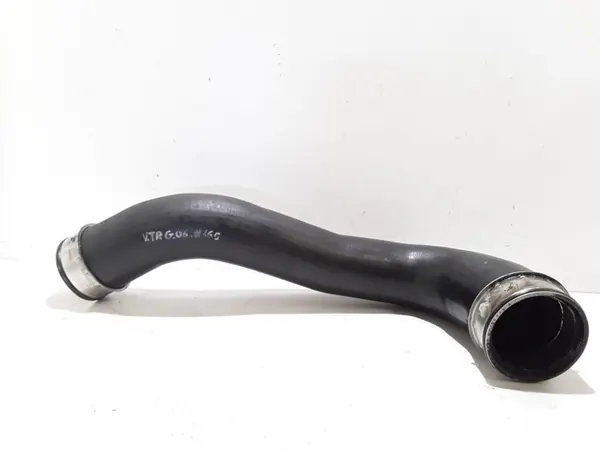 Volkswagen Touareg I 2005 Intercooler-Schlauch image 3