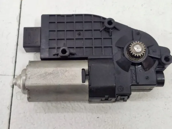 OEM 1999-1070449 Store Toit Ouvrant Nissan Qashqai II image 5