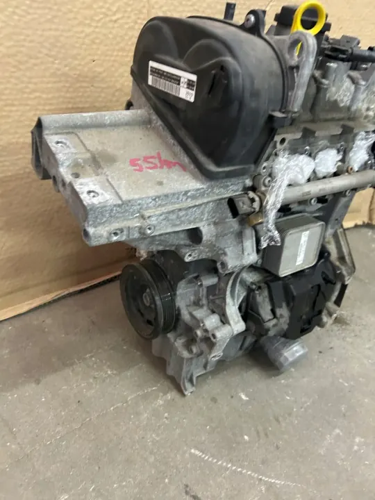 VW Group 1.0 TSI Motor OEM 04C103023J DKL731187 image 3