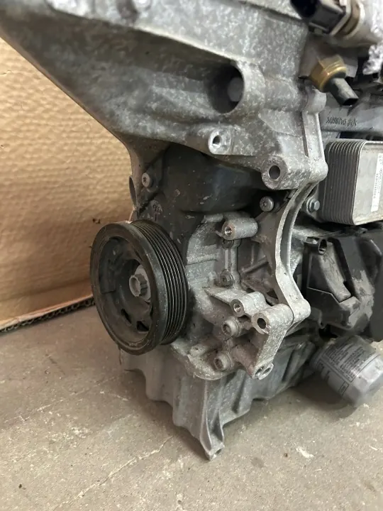 VW Group 1.0 TSI Motor OEM 04C103023J DKL731187 image 4