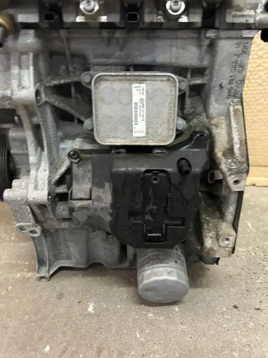 VW Group 1.0 TSI Motor OEM 04C103023J DKL731187 image 5