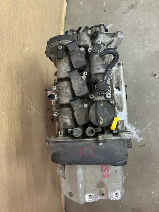 VW Group 1.0 TSI Motor OEM 04C103023J DKL731187 image 8