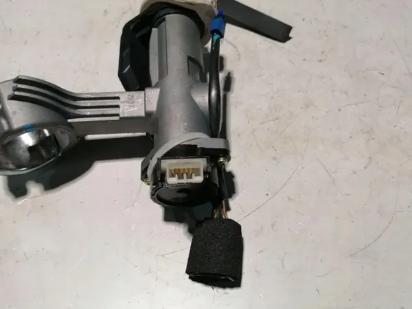 Interruptor de encendido OEM 5256101300 Chevrolet Captiva image 4