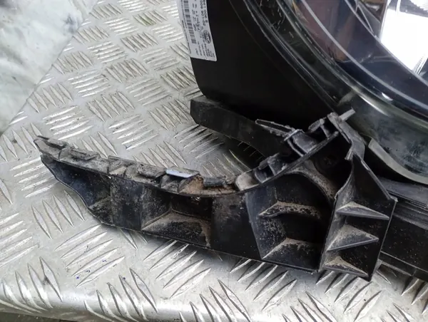 VW Golf VI Farol Direito 5K1941006S image 5