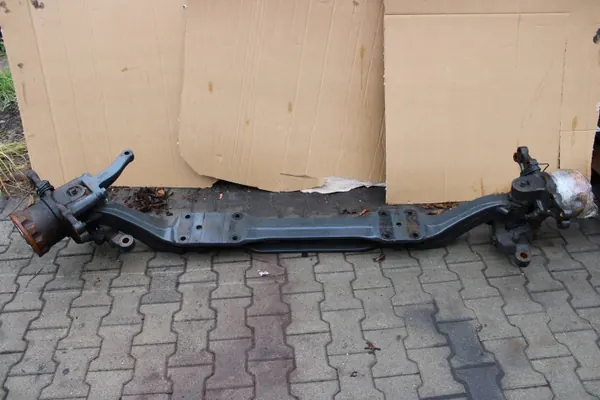 Poutre d'essieu Mercedes Actros MP4 Lowdeck OEM A9603310501 image 7