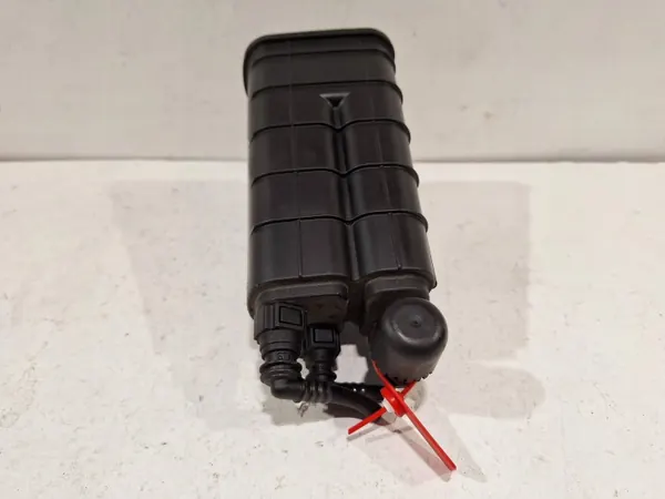 Filtre à charbon Renault OE H8201588838 - Occasion image 3
