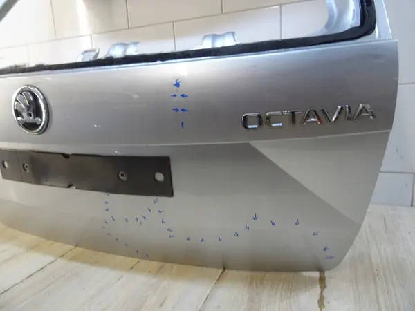 SKODA OCTAVIA 3 III 12- KOMBI TAKALUUKKU 5E9827173 LLU image 6