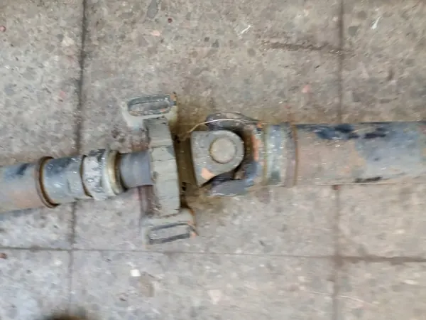 Mercedes W116 2.5 B Manuell Drivaxel OEM image 4