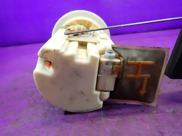 CITROEN XSARA II 00-04 LIFT Brandstofpomp 9631944280 4 PIN image 7