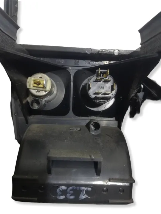 Cadre unité multimédia Opel Kadett E 1988 OEM 90243486 image 4