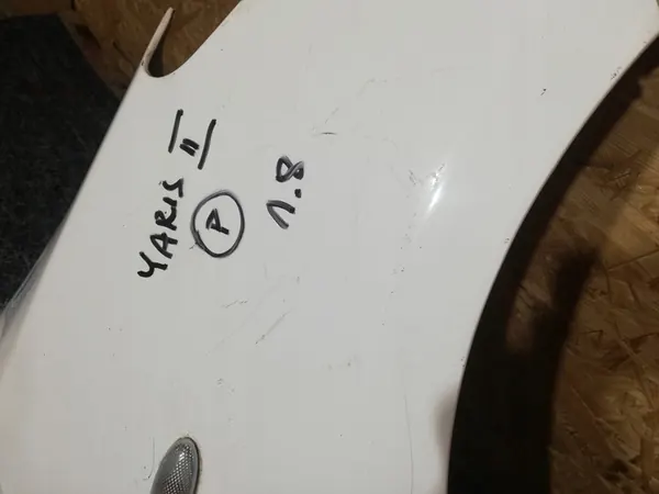 Parafango Anteriore Destro Toyota Yaris II 05-09 image 3