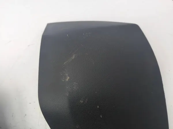 Renault Zoe 2019 Sivutunnelin kansi OEM 689309998R image 7