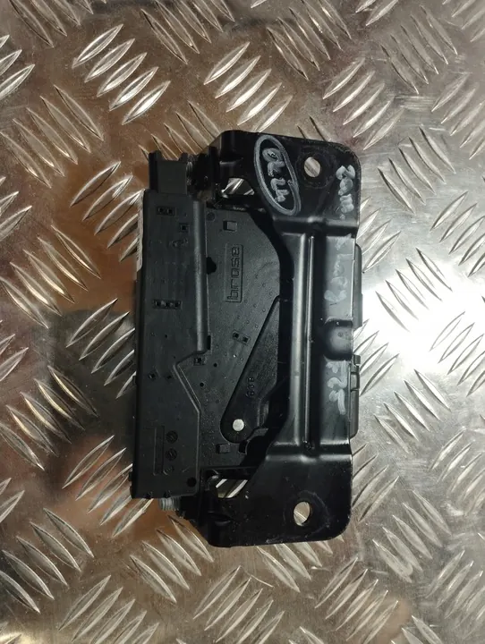 BMW F25 X3 Bagagelås 7233025 image 3